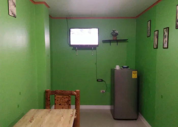 Elma's Lodging House Moalboal